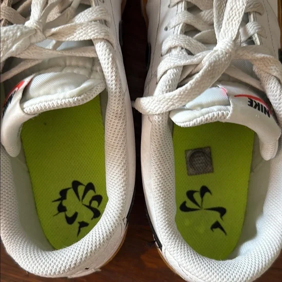 Nike White and Black Sneakers with Tan Trim - Picture 3 of 4